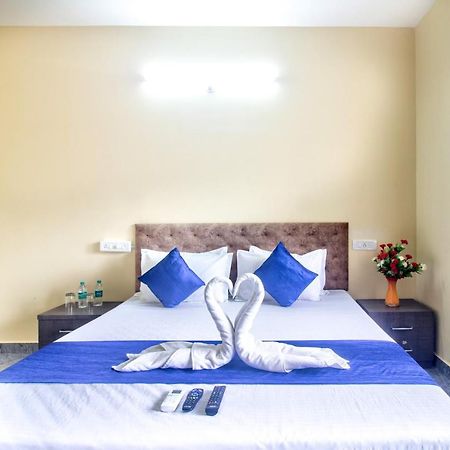 Renuka Holiday Inn Calangute Kültér fotó