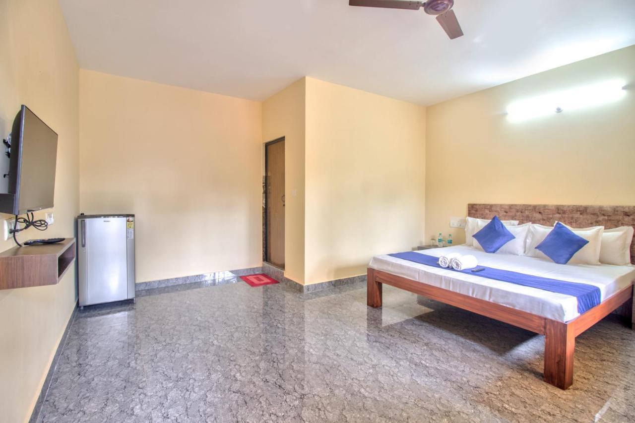 Renuka Holiday Inn Calangute Kültér fotó